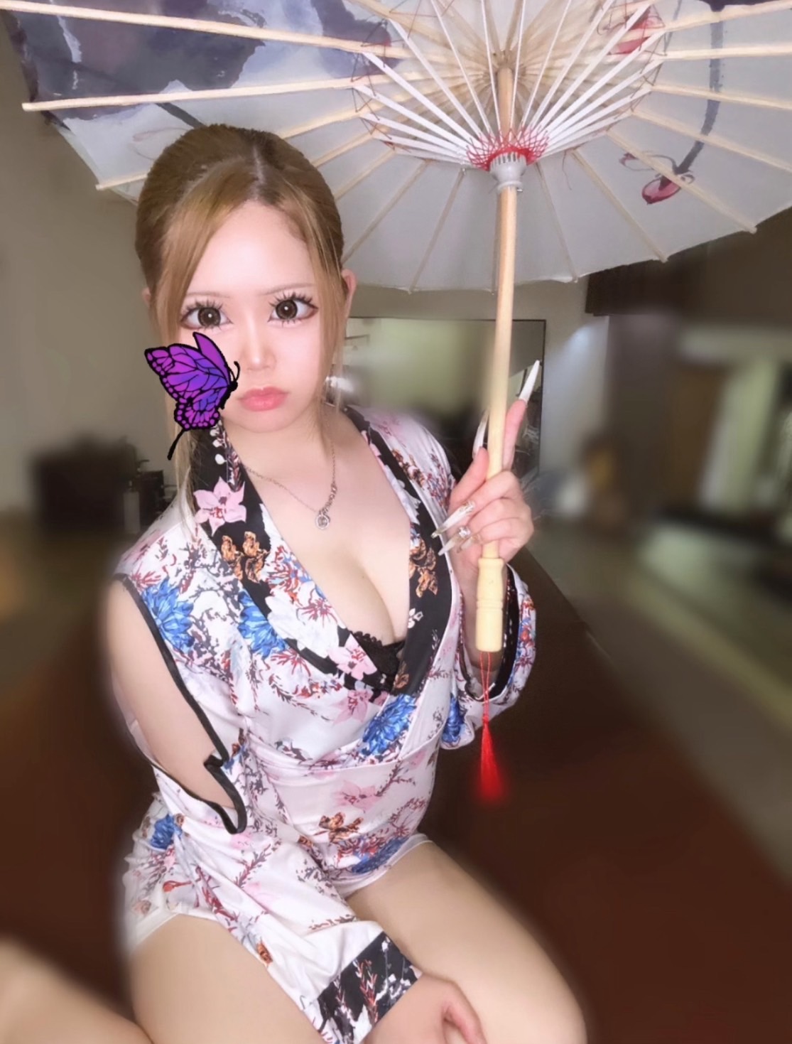 黒咲（くろさき） らら